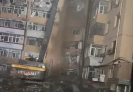 哈尔滨倾斜居民楼已开始拆除，哈尔滨道里区康安小区10号楼部分楼体墙体开裂