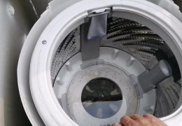 洗衣机筒自清洁要放清洗剂吗?洗衣机清洗的正确方法?